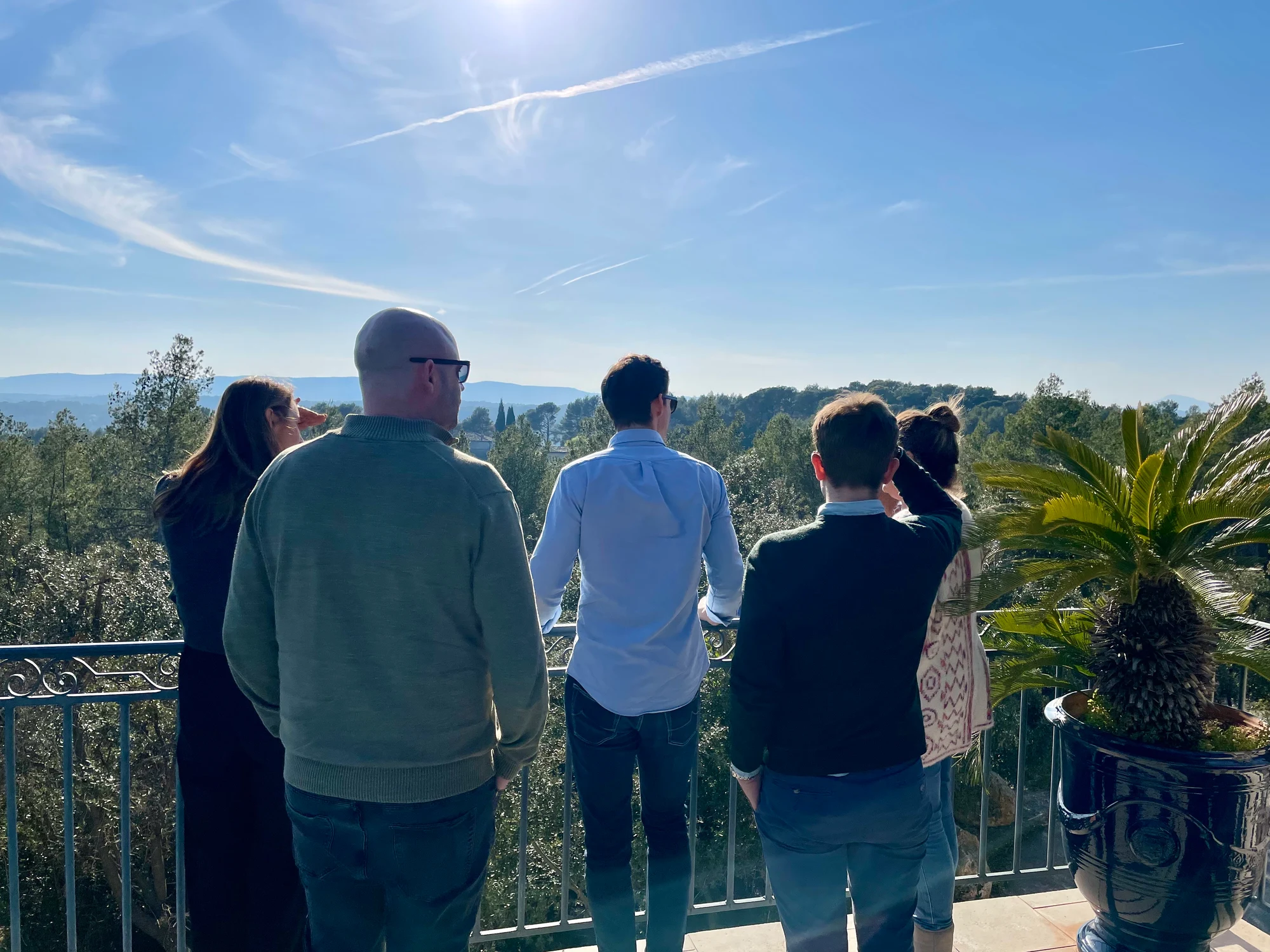 A visit to Château Rasque overlooking the surrounding landscape